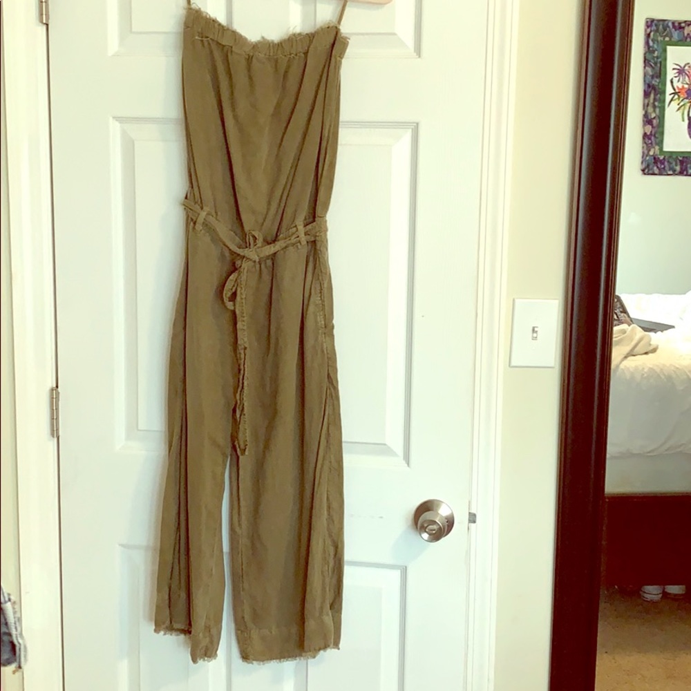 Strapless linen jumper